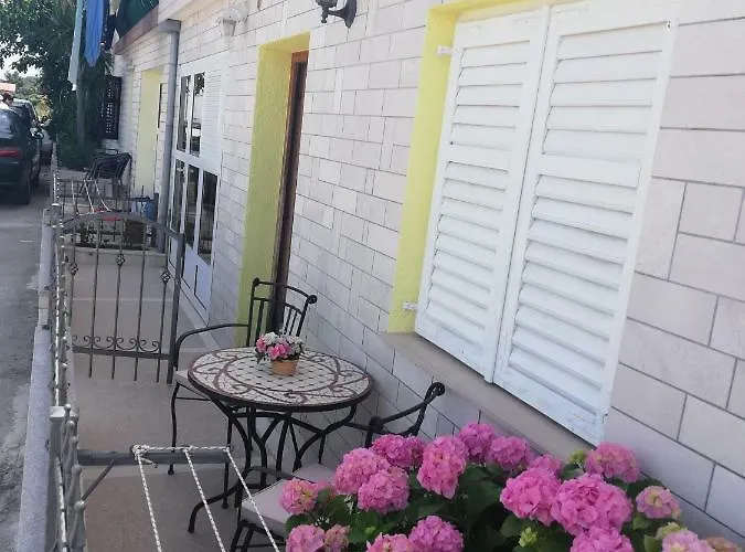 Apartamento Karmen Trogir