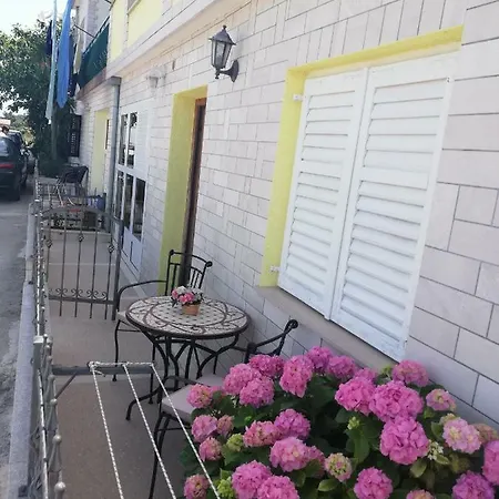 Apartman Karmen Trogir