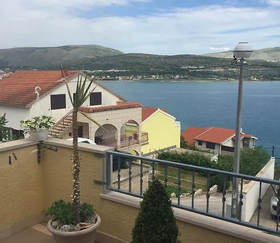 Karmen Apartman